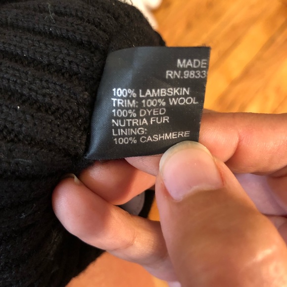 Prada fur, wool, and lambskin gloves / Size 7 - Picture 5 of 5